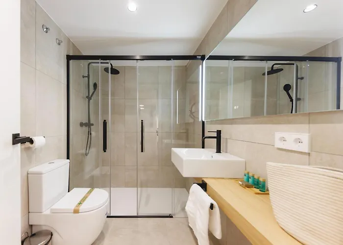 Apartment Bravissimo Pou Rodo, 2-bedroom And Bike Friendly *