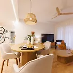 Apartment Bravissimo Pou Rodo, 2-bedroom And Bike Friendly *