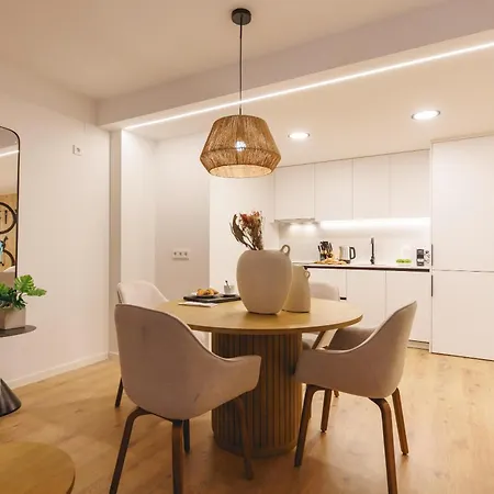 Bravissimo Pou Rodo, 2-bedroom And Bike Friendly 지로나