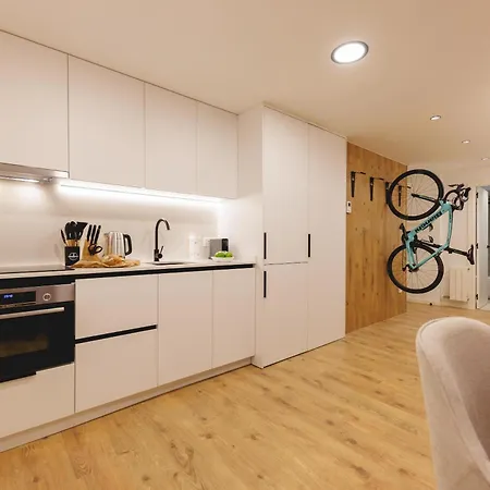 Bravissimo Pou Rodo, 2-bedroom And Bike Friendly 아파트 지로나