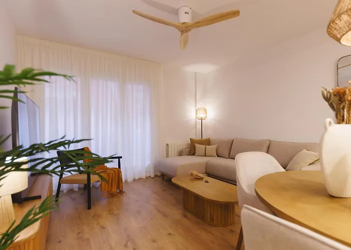 Bravissimo Pou Rodo, 2-bedroom And Bike Friendly Daire *