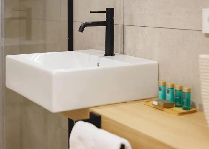 Bravissimo Pou Rodo, 2-bedroom And Bike Friendly