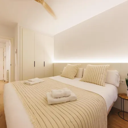 Bravissimo Pou Rodo, 2-bedroom And Bike Friendly Апартаменты *